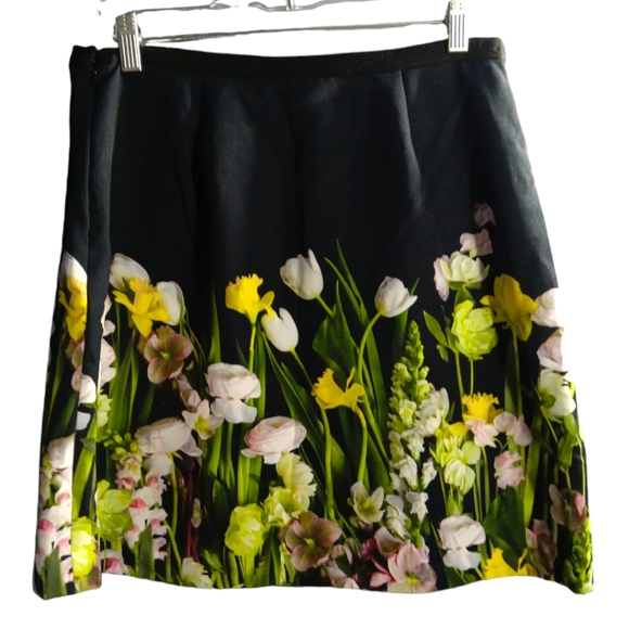 Victoria Beckham Floral Print Skirt SZ M - Picture 3 of 6